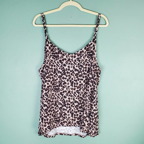 Torrid Super Soft Knit Leopard Swing Cami V-Neck Top Size 3 - Picture 2 of 6